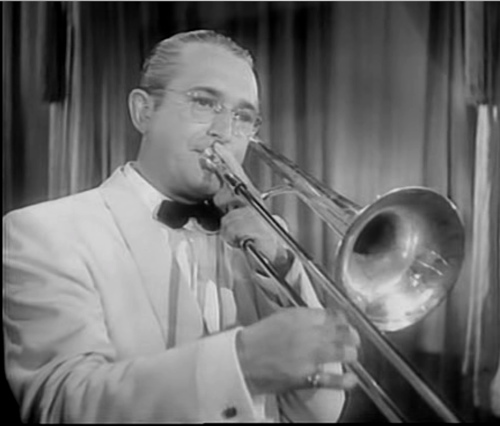 Tommy_dorsey_playing_trombone[1]